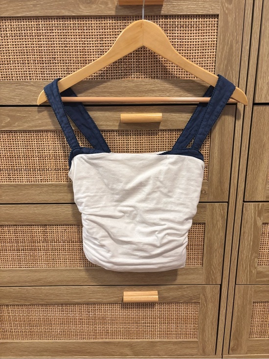 Free People Tops - Free People White Ruched Crop Tank with Navy Straps
